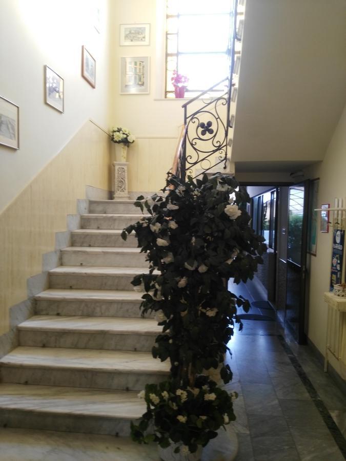Hotel Ondina Viareggio Exterior foto